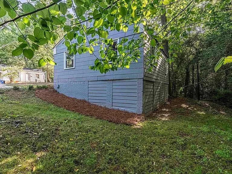 312 Pineneedle Rd — Photo 13