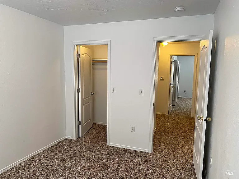 116 NE Lotus Ct #116 — Photo 18