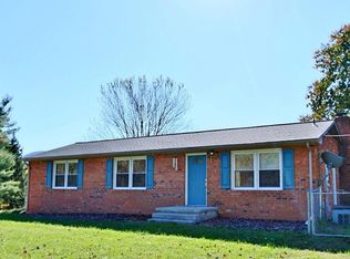 5282 W River Rd, Salem, VA 24153