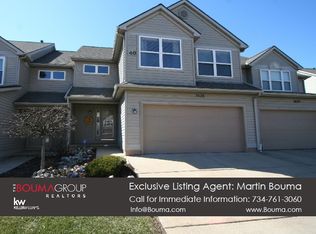 3628 Meadow Grove Trl, Ann Arbor, MI 48108