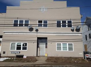 93 Pleasant St, Ware, MA 01082