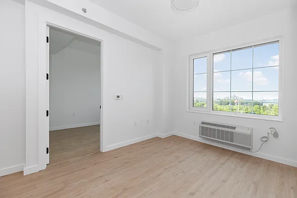 Rented by Nooklyn NYC LLC | media 98