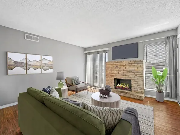 1810 N Garrett Ave, Dallas, TX