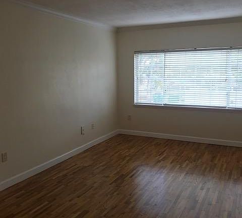 5th image of 45 Antilla Ave APT 2M