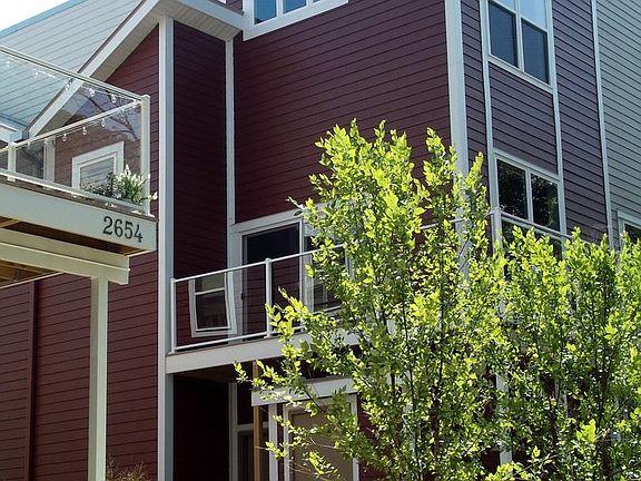 4th image of 2656 N Humboldt Blvd APT G