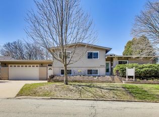 1010 Burton Ave, Highland Park, IL 60035