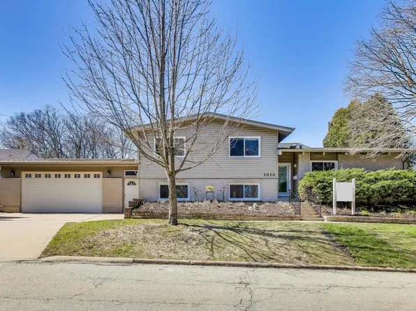 1010 Burton Ave, Highland Park, IL 60035