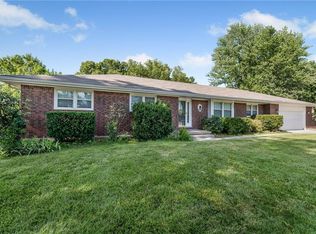 38 Hillcrest Dr, Platte City, MO 64079