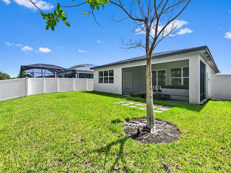 11381 SW Lyra Dr — Photo 23
