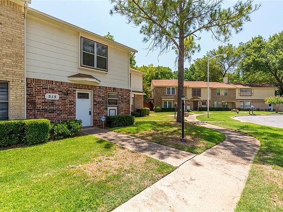 3rd image of 515 Pecan Acres Ct