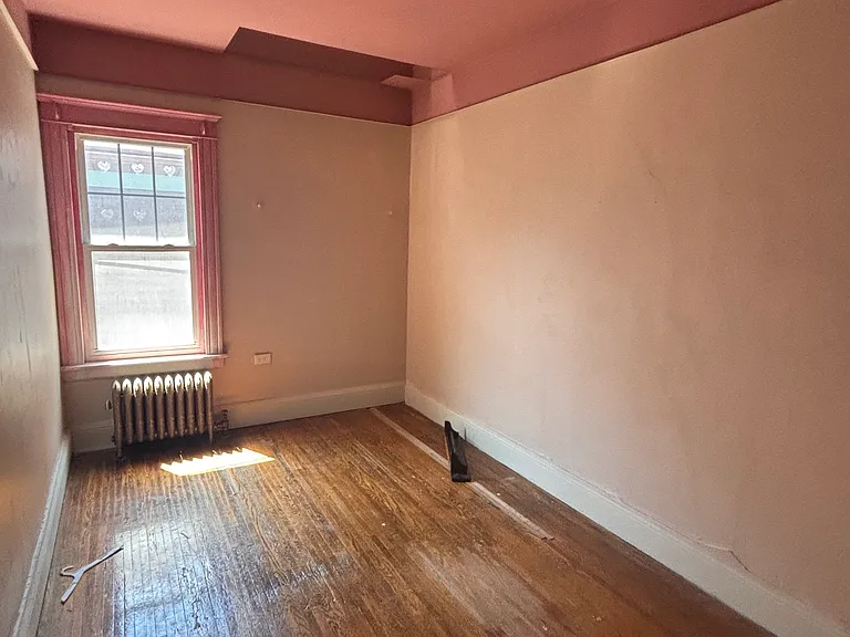 98 Inwood Pl #4 — Photo 4