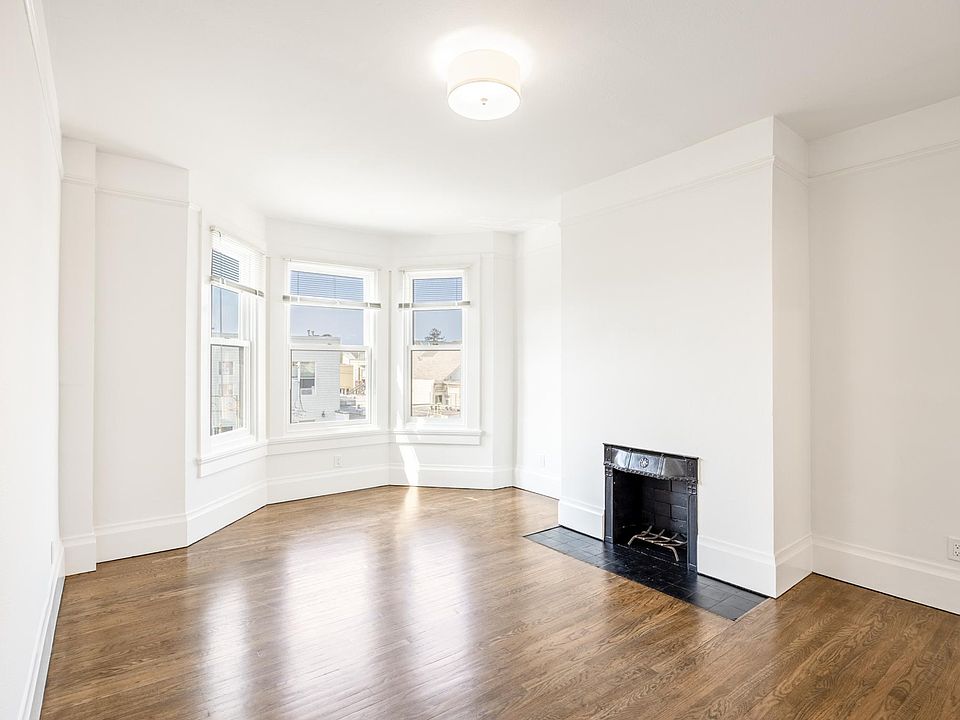 1st image of 540 Cole St APT 6