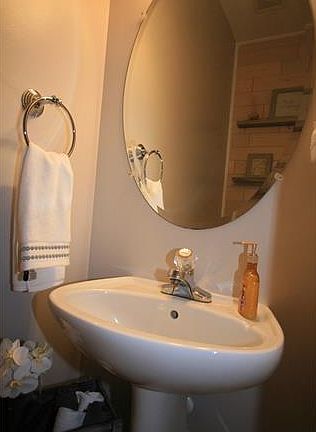 3rd image of 6249 Weathersfield Way