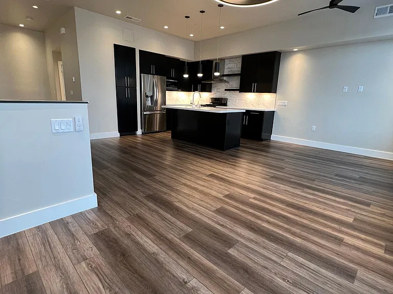 514 Mill St — Photo 5