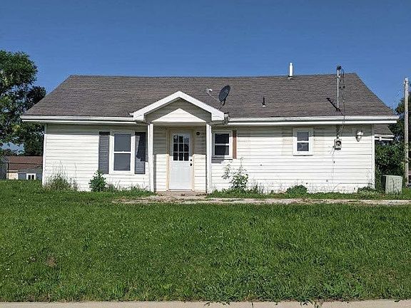 3rd image of 701 W Cottonwood St
