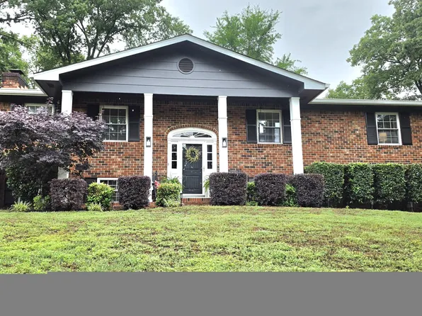 7627 Nadick Ln, Hixson, TN 37343