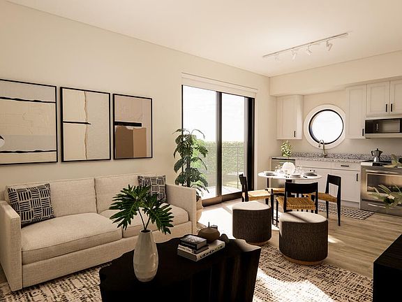 5th image of 1011 10th Ave N #101