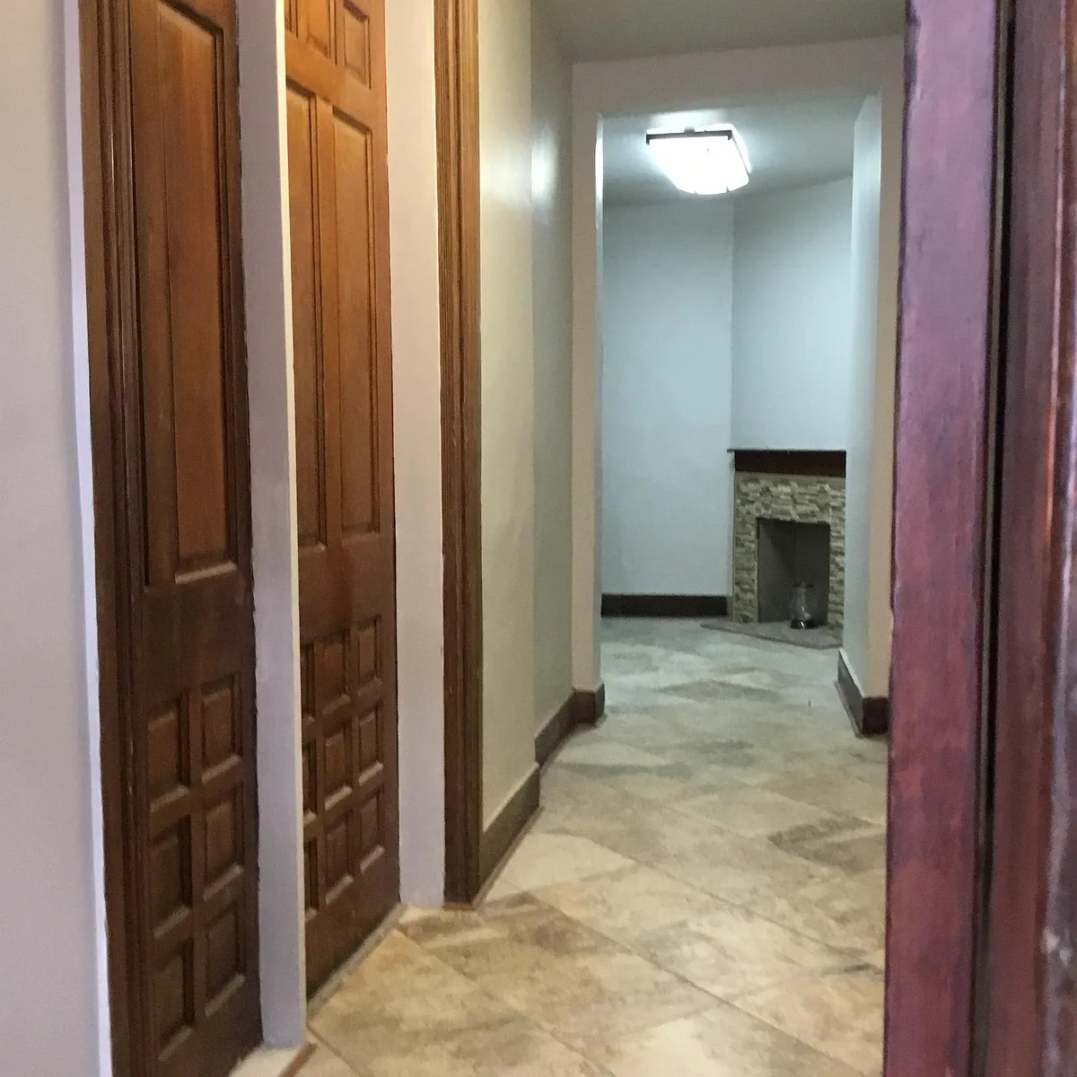 1f Hallway - 1708 Saint Paul St #1FF