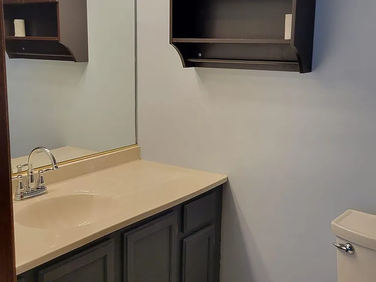 1076 Manchester Ct #1076 — Photo 6