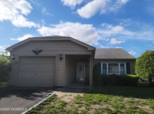 30 Saint Paul Pl, Manchester, NJ 08759