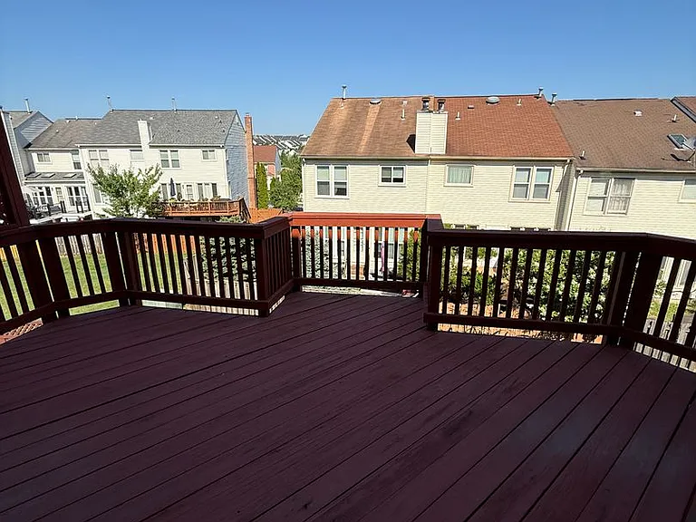 2740 Winston Ct — Photo 10