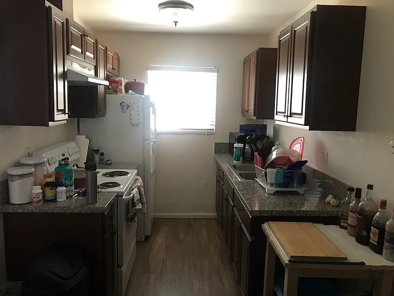 4609 Bancroft — Photo 3