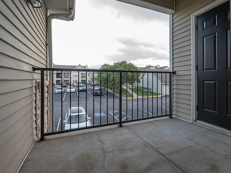 Pinnacle Pointe — Photo 34