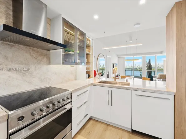 540 West Ave APT 911, Miami Beach, FL 33139