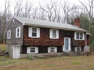 91 Shepard Rd, Sturbridge, MA 01566