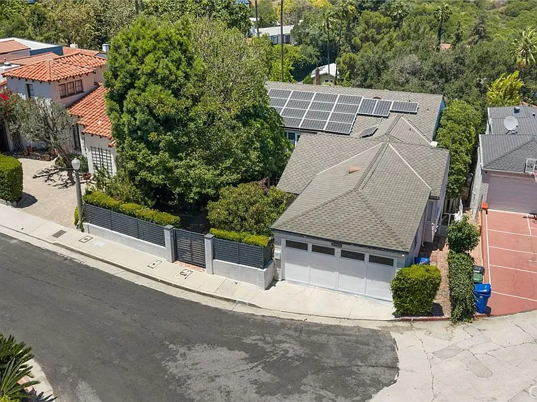 3704 Prestwick Dr — Photo 63