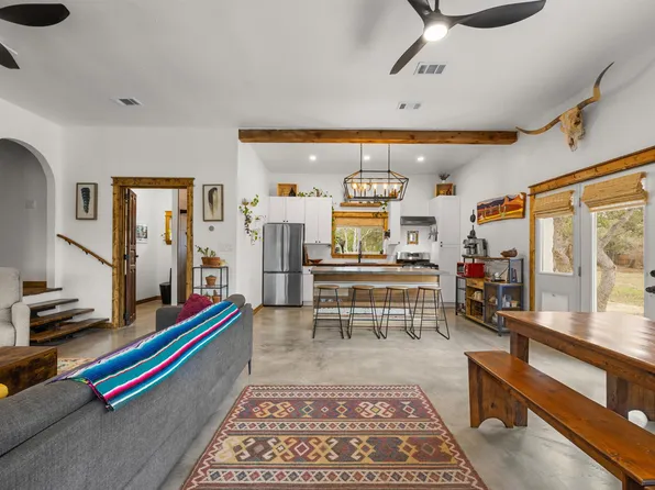 107 S Rainbow Ranch Rd, Wimberley, TX 78676