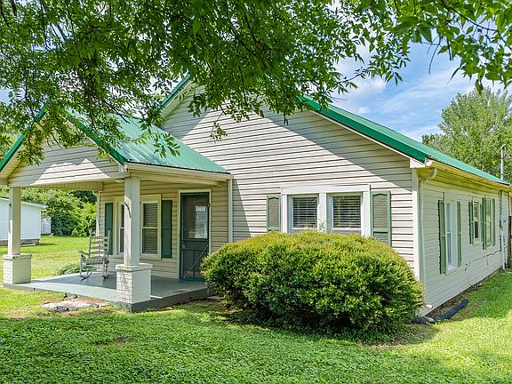 5th image of 330 Holly Grove Rd