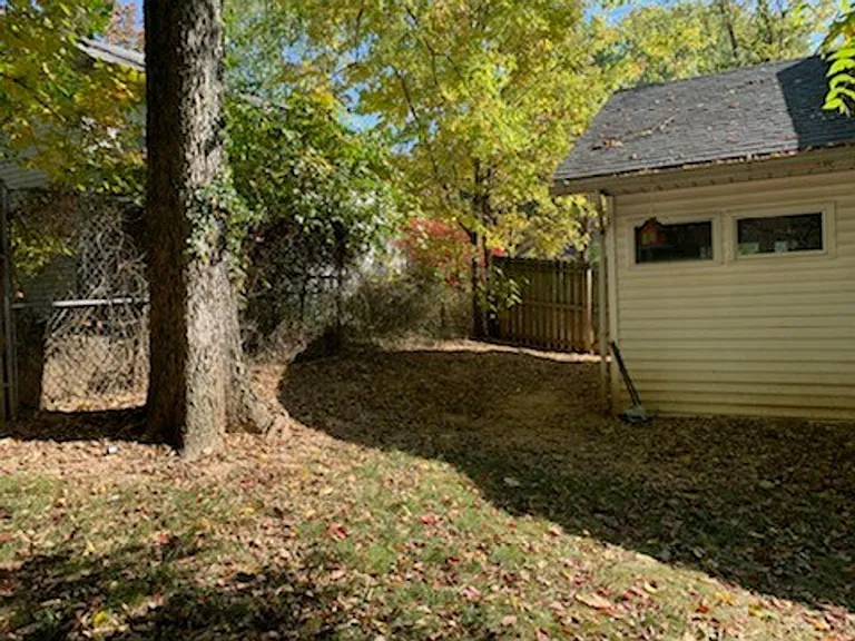1000 W Country Club Dr — Photo 3