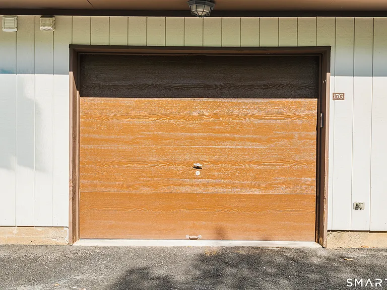 27 Crows Nest Ln #17G — Photo 14