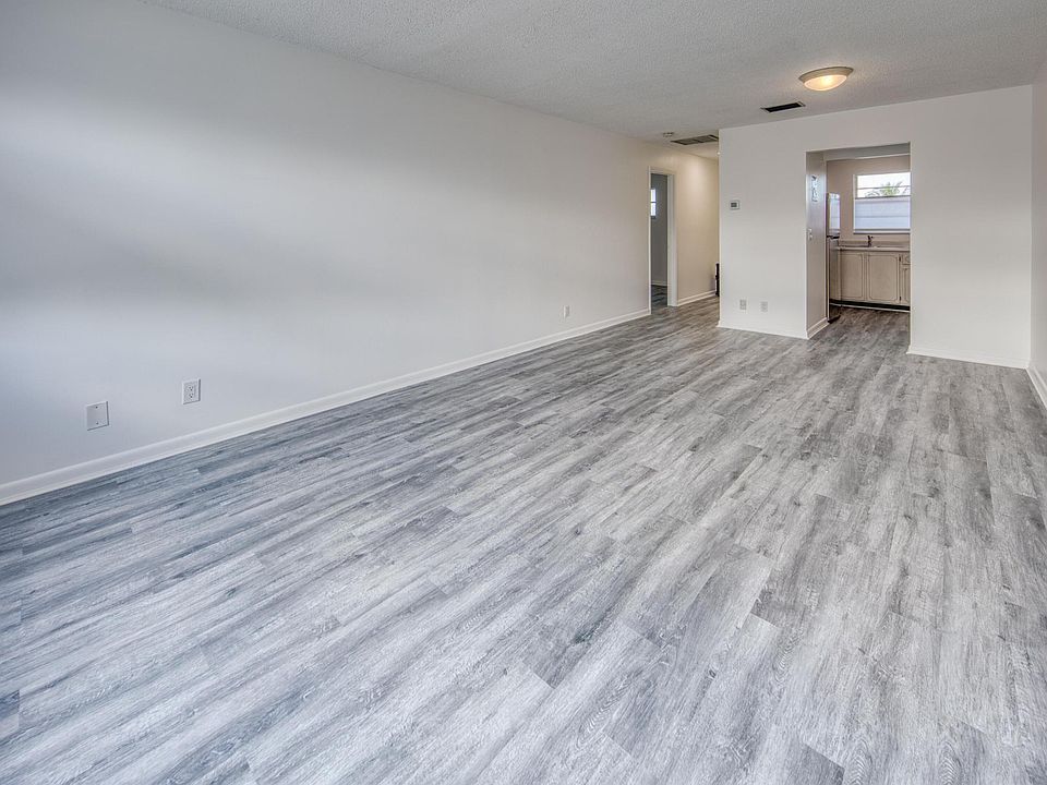 420 W Palm Street #24, Lantana, FL 33462 | MLS #R11139554 | Zillow
