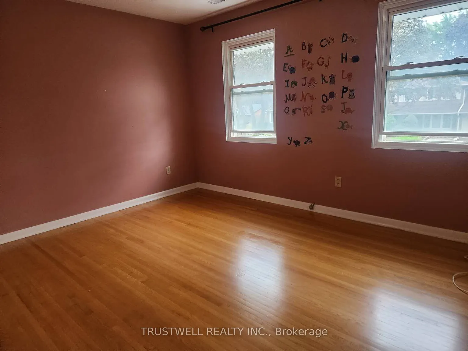 3 bed, $3,000 — Photo 3