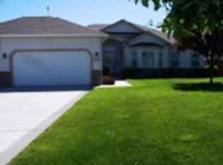 1778 Bolleana Ave, Richland, WA 99352