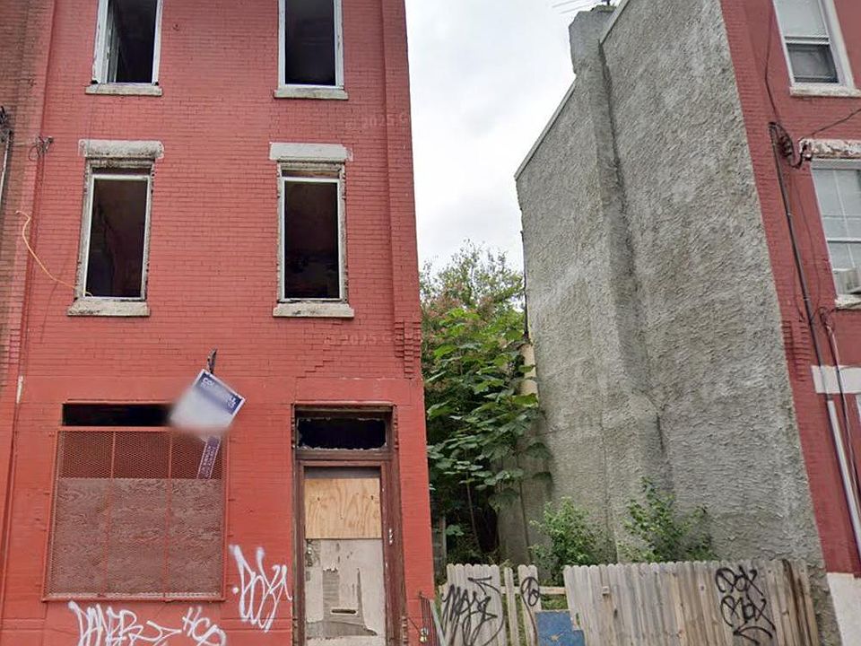 1st image of 2442 N 20th St