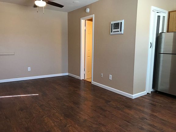 4th image of 2954-2944 F St #44-10