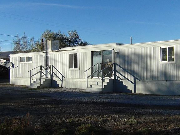 2nd image of 2715 Toiyabe St
