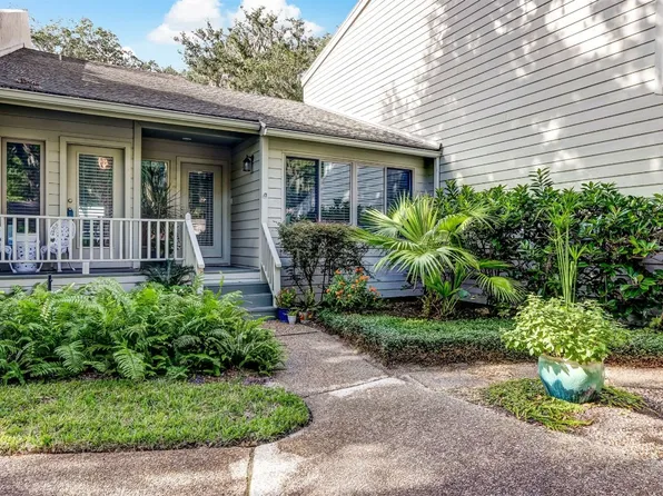 3426 Sea Marsh Rd, Fernandina Beach, FL 32034