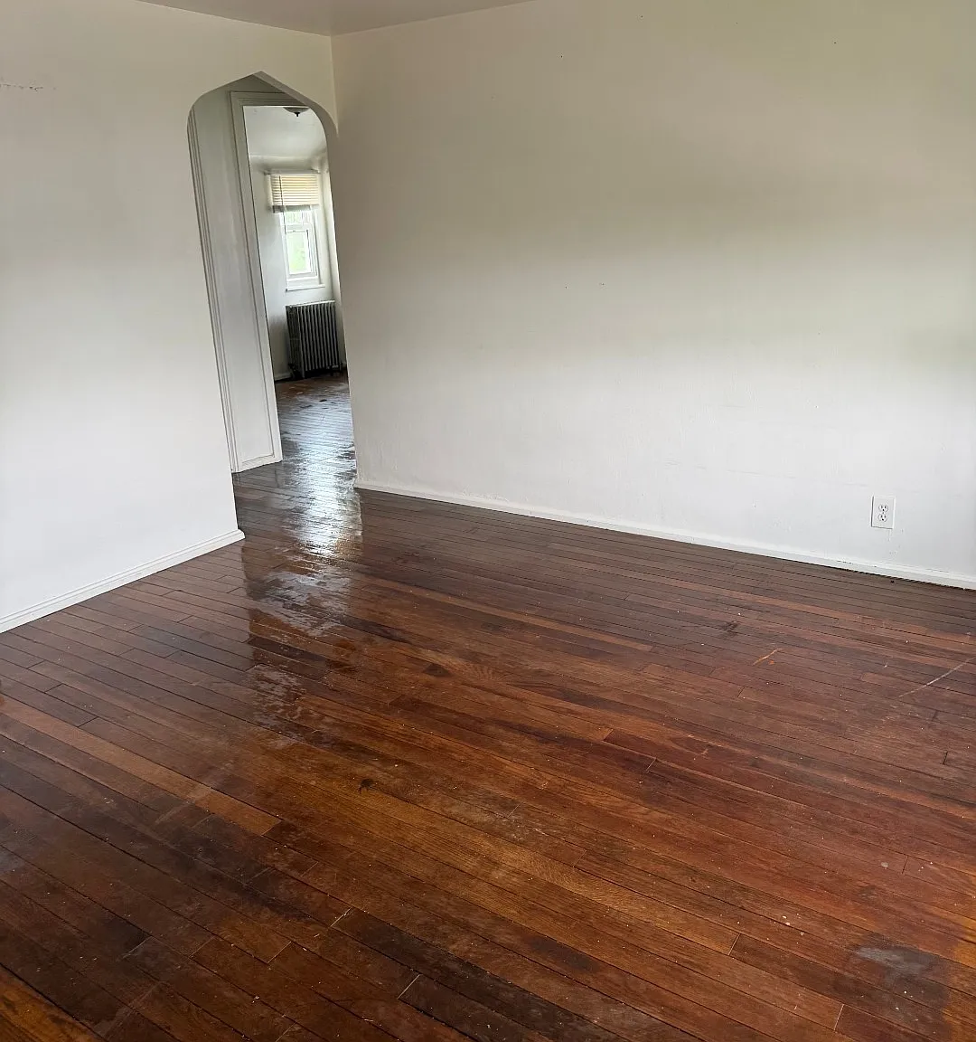 2 bed, 800 sqft, $975 — Photo 1