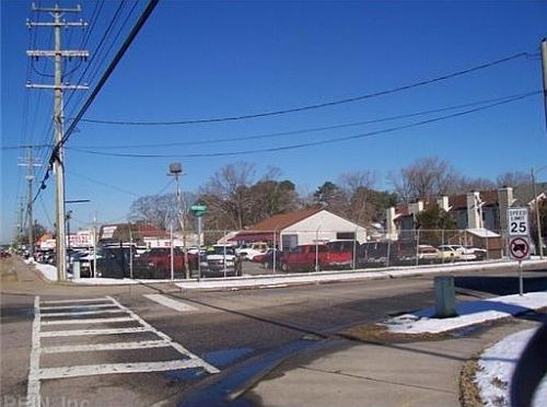 5th image of 5200 Virginia Beach Blvd