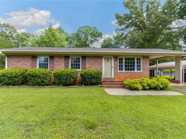 253 Judy Dr, Pickens, SC 29671