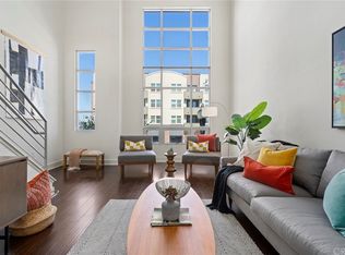 702 N Santiago St, Santa Ana, CA 92701