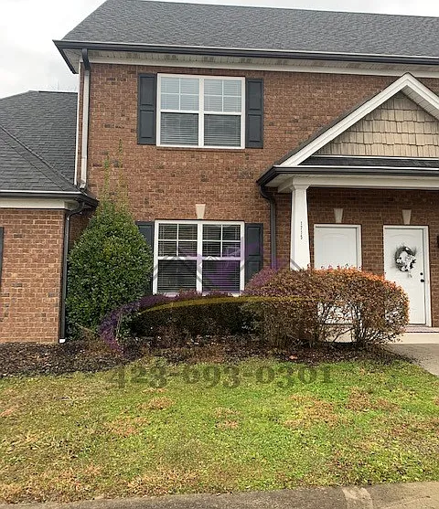 2BD/2.5BA Townhome — Photo 1