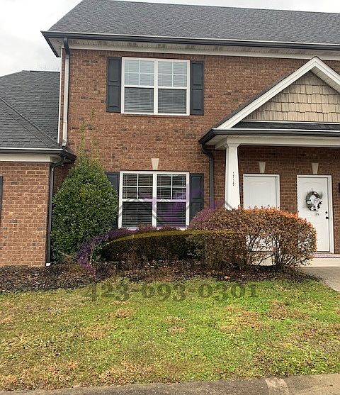 1st image of 1715 Stonebriar Dr NE