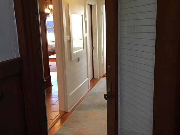 2nd image of 2587 California St