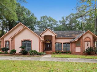 111 Lucy Ln, Dothan, AL 36303