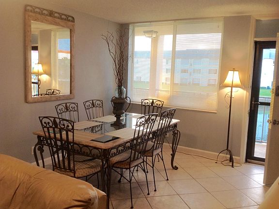 5th image of 104 Paradise Harbour Blvd APT 204